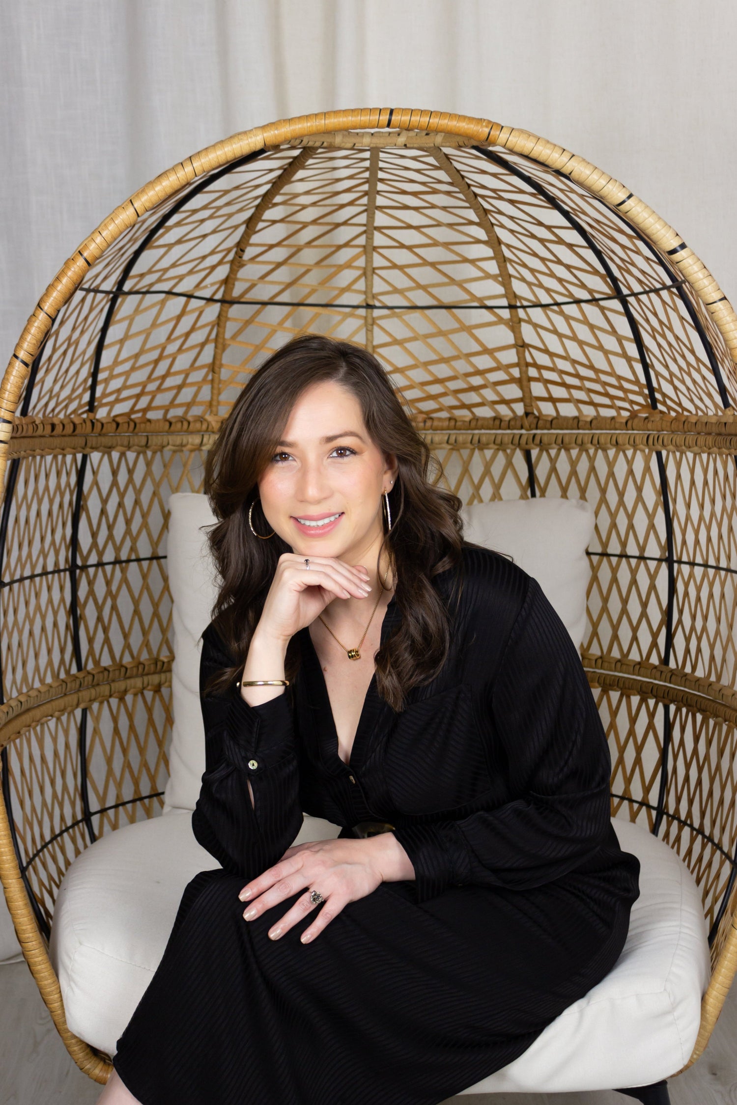 Woman on a chair, Deco Azul store owner