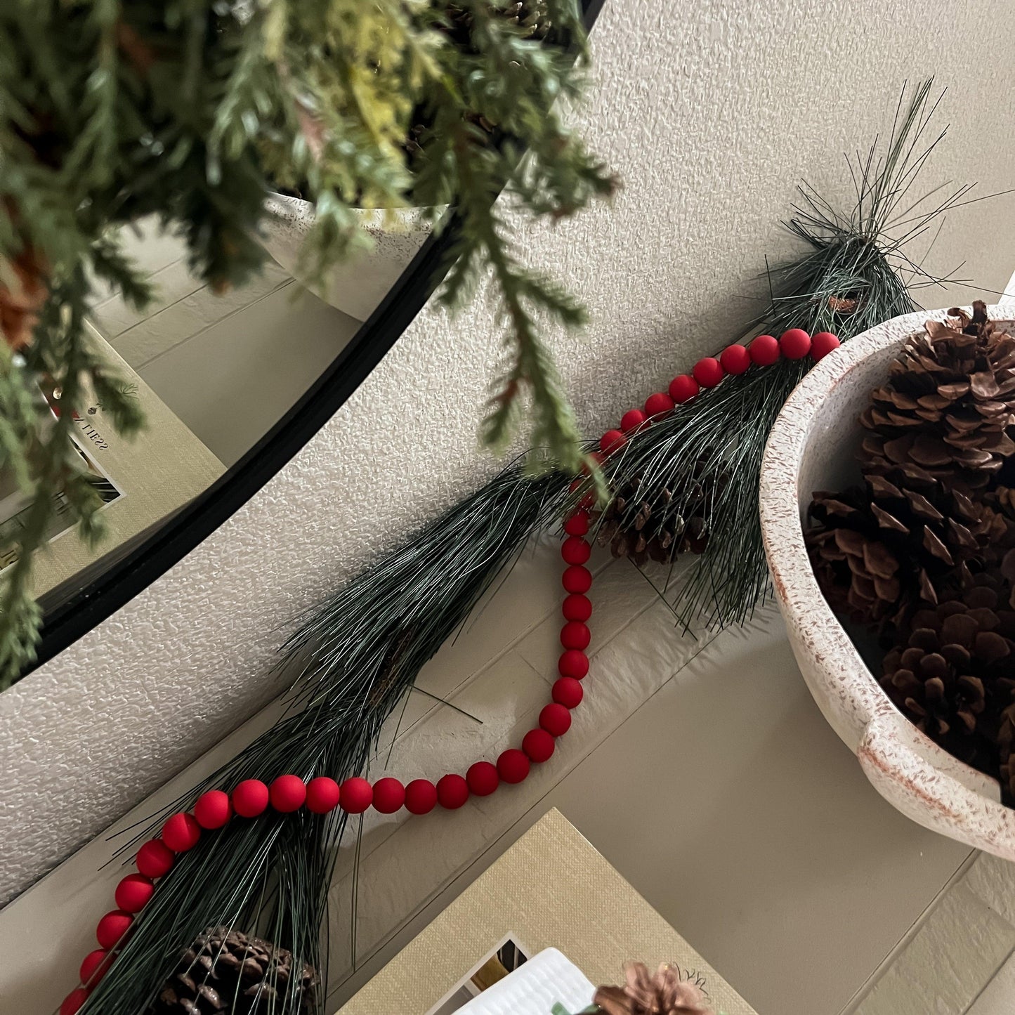 Red Christmas Tree Garland, Mantel Garland - Deco Azul